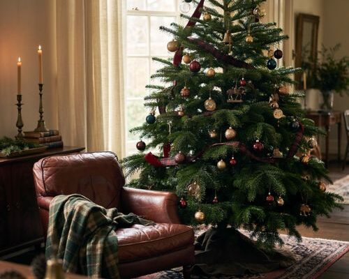 Ralph Lauren Christmas tree decor with tartan ribbon and navy ornaments