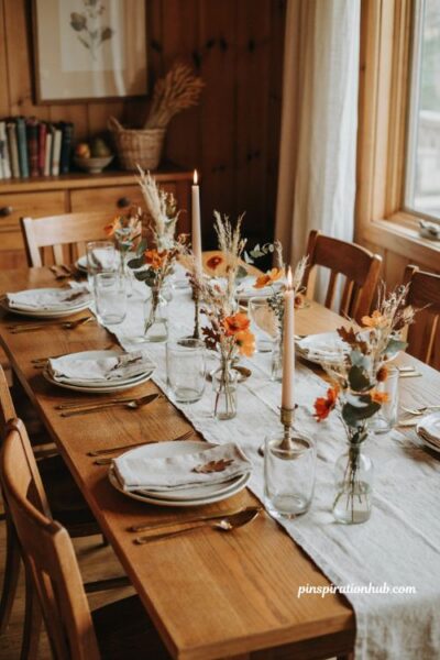 Thanksgiving table mini bouquet ideas for individual place settings